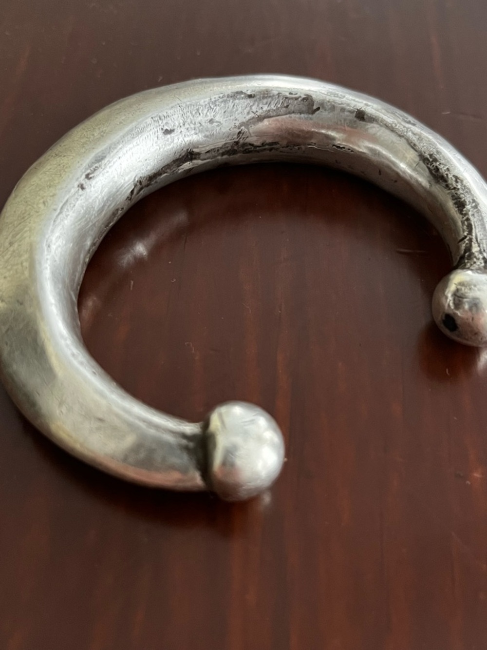 Vintage tribal silver handmade bracelet features etched geometric designs. - Picture 7 of 9